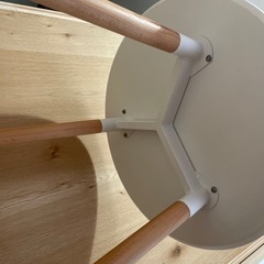 サイドテーブルの画像