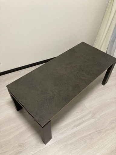 リビングテーブル