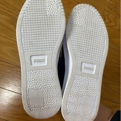 プーマ　スニーカーの画像