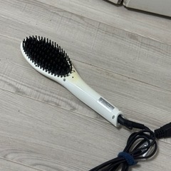 ヘアアイロン　ブラシ　家電 美容家電 ヘアケア
