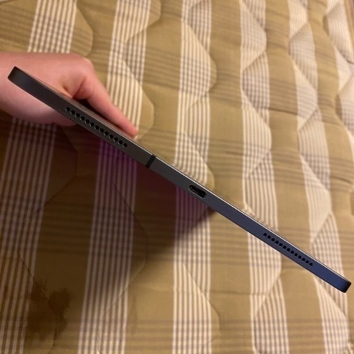 バッテリー100% iPad Pro 11インチ 256gb Wi-Fi + Cellular