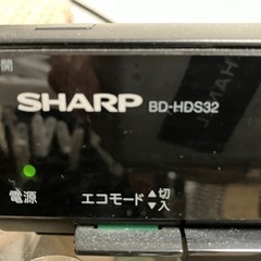 シャープ40型Blu-ray内蔵テレビ&Blu-rayレコーダーの画像