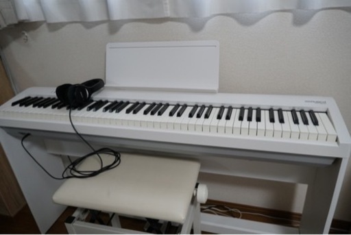 電子ピアノ　Roland FP30X    22年購入