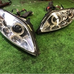 トヨTOYOTA アリスト JZS161 社外品 ヘッドライト