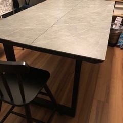 綾野製作所　リニア　ダイニングテーブル　大塚家具