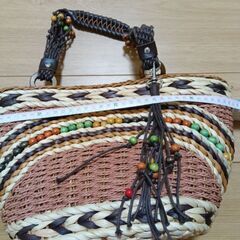 チャーム付き‼編みバッグの画像