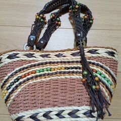 チャーム付き‼編みバッグ