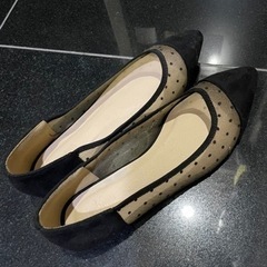 titivate パンプスM 美品の画像