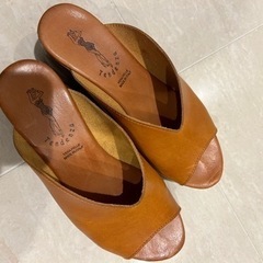 ウェッジソールサンダル　