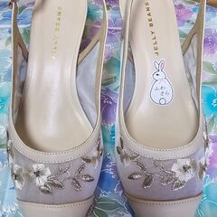 JELLY BEANSフラワービーズ刺繍バックストラップパンプス...