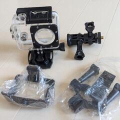【小型アクションカメラ、ハンディカメラ】SZ-S2P Sports Cam（ジャンク品）とマウントパーツの画像