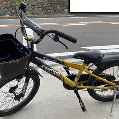 子供用　18インチ　自転車　補助輪有