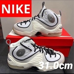 NIKE バッシュ 新品