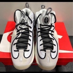NIKE バッシュ 新品の画像