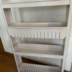 収納　棚　ラック　隙間の画像