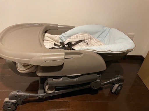 【値下げしました】Combi ネムリラ　ハイローチェア　オートスイング