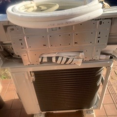 アイリスオーヤマ　エアコン　IHF-2505G（室内機）IHR-2505G（室外機）家電 季節、空調家電 エアコンの画像