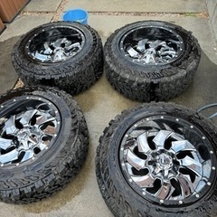 車のパーツ タイヤ、ホイール