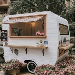 来年の夏こそビーチで移動販売で稼ぐ - 地元のお店