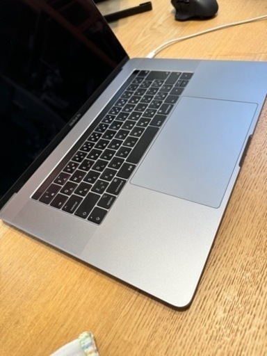 ノートパソコン MacBook Pro 15-inch, 2019 Intel i9