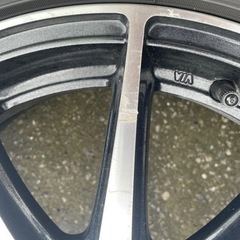 車のパーツ タイヤ、ホイールの画像
