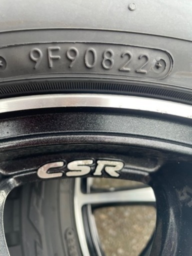 車のパーツ タイヤ、ホイール