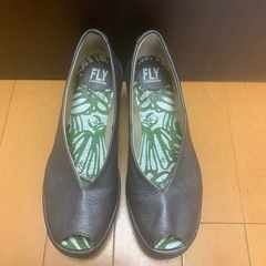 FLY サンダル