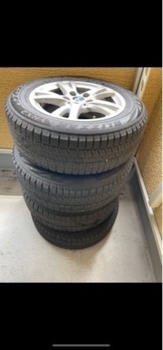 車のパーツ タイヤ、ホイール
