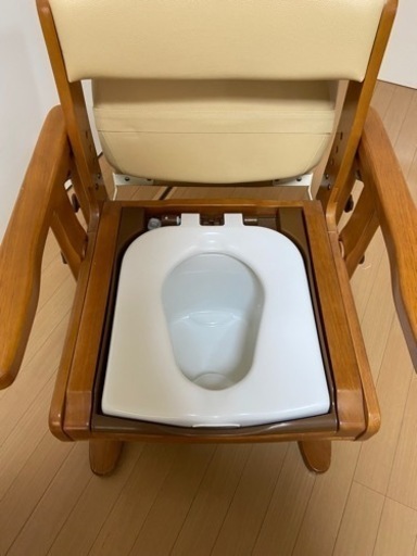 介護用品　移動式トイレ　【未使用】