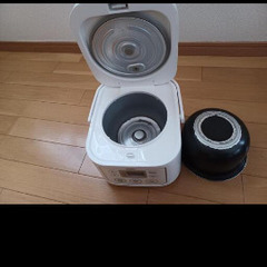 炊飯器の画像