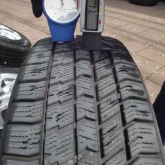 良品 Strategy & 22年19週製 7.1~6.8mm山 GOOD YEAR ICE NAVI8 175/65R15 ラクティストレジアシエンタインプレッサ等にの画像