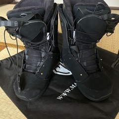SALOMON スノーボードブーツ