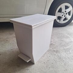 ゴミ箱 観音開き