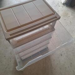美品です！4段衣装ケースの画像