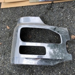 北海道 旭川 UDクオン メッキバンパー 3分割 中古 フロントバンパー ガーニッシュ QUON 左右 ボルト無し トラック ダンプ  