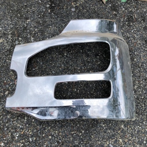 北海道 旭川 UDクオン メッキバンパー 3分割 中古 フロントバンパー ガーニッシュ QUON 左右 ボルト無し トラック ダンプ 
