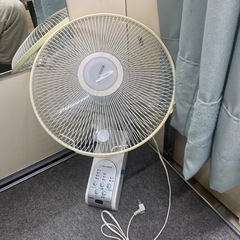 YUASA 　ユアサ　 壁掛け扇風機　YTW-382PR(WS)...