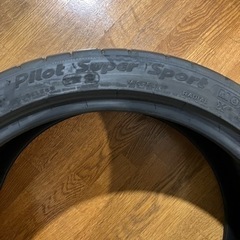 車のパーツ タイヤ、ホイールの画像