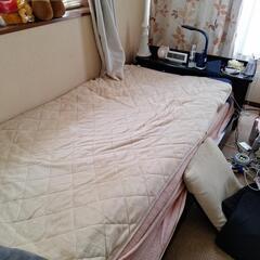 ベッド