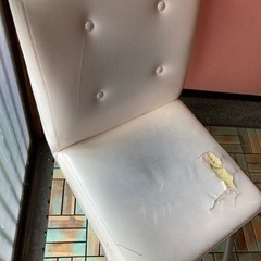 レトロ回転ダイニングチェア白&黒の画像