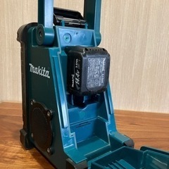 マキタmakita MR100 工事現場のラジオ　動作品の画像