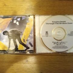 尾崎豊さんと古今亭志ん朝さんのCDの画像
