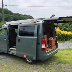 希少なキャンピングカー　個性的なカラーです。の画像