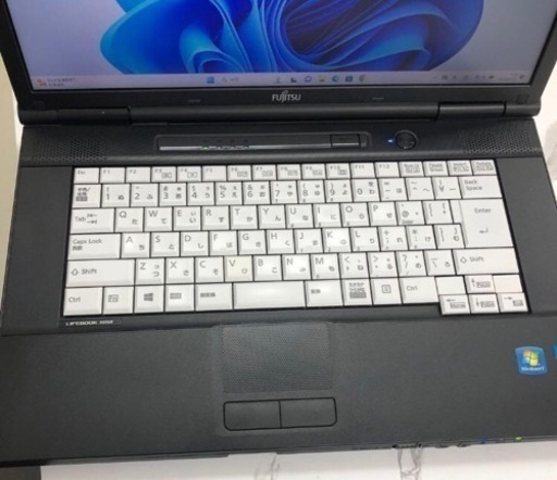 233M 【美品】FUJITSU メモリノートパソコン　8GB Office付き