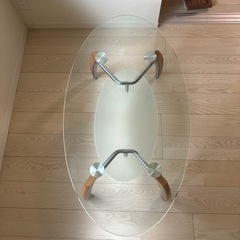 家具ガラステーブルの画像