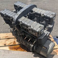 カワサキ　ゼファー400エンジン　ZX400AE　富山県内であれば輸送します。の画像