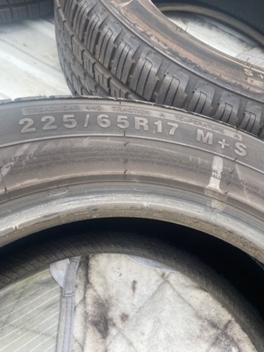 車のパーツ タイヤ、ホイール