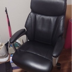 オフィスチェア　3年前くらいにニトリ購入