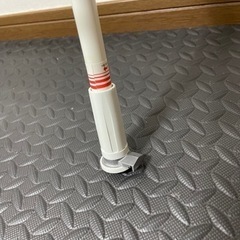 生活雑貨  突っ張り棚2段　の画像