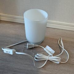 IKEA イケア 間接照明 電球付き イースブリタレの画像